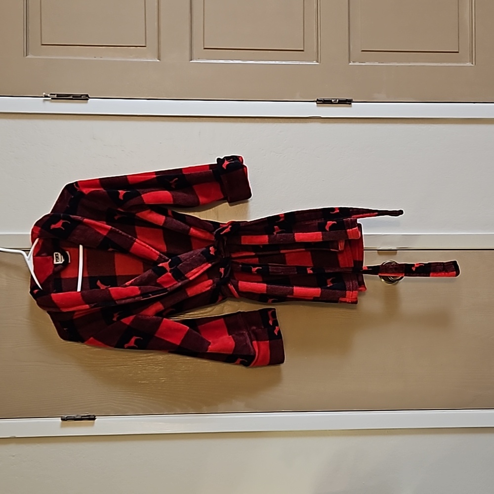 💖 3 for $12 💖Victoria's Secret Pink Red and Black Square Robe